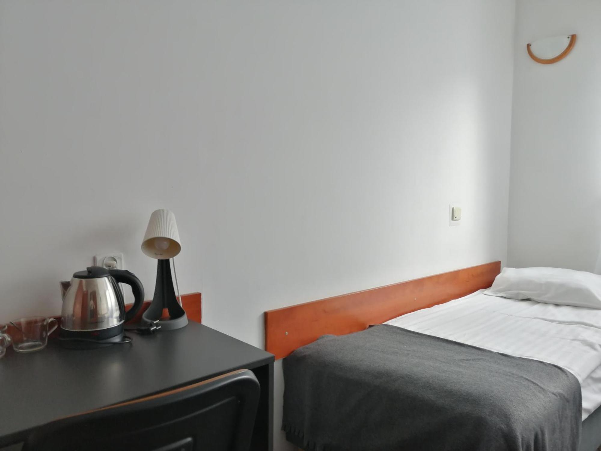 Hotel Dabrowiak Dąbrowa Górnicza Esterno foto